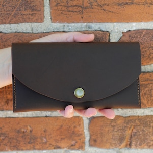 Cartera fina de cuero para mujer hecha a mano