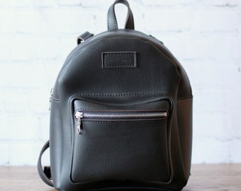 Lucy Backpack - Black With Grey - Etsy display picture 3