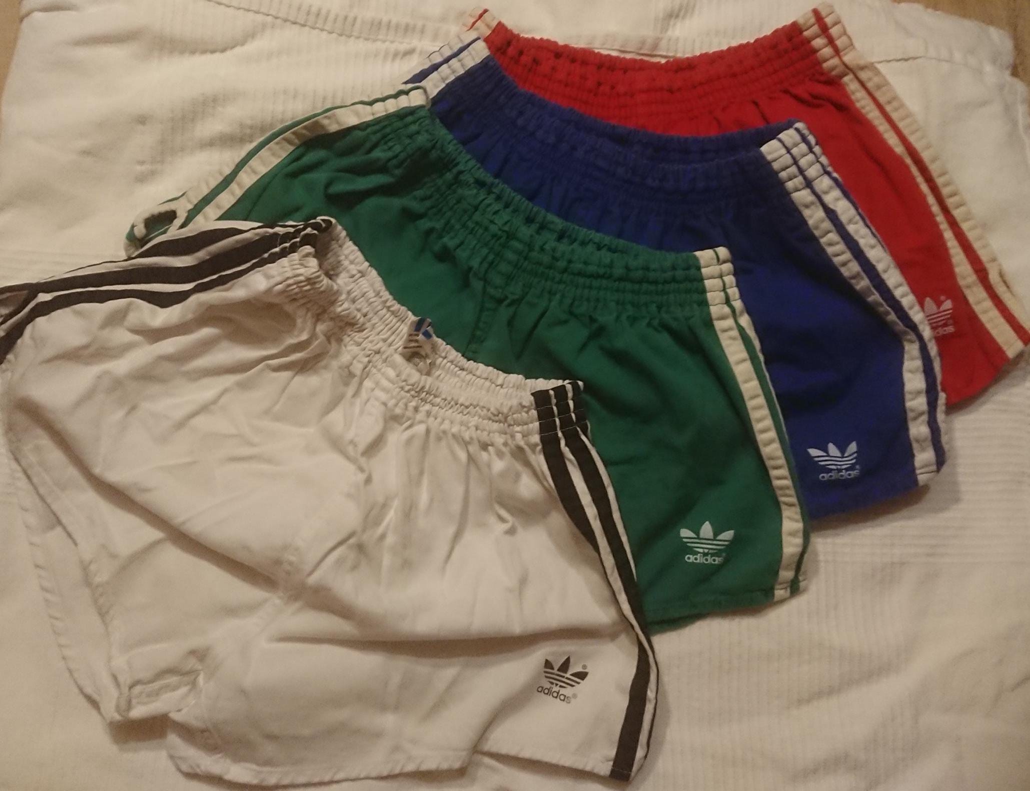 パンツ 1980s vintage DESCENTE adidas shorts Vintage Adidas Shorts From the 80s – Various Colors. - Etsy