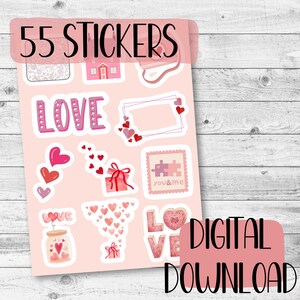 Op de afbeelding: Een digitale download van 55 stickers met Valentijnsdagthema. De stickers bevatten harten, huizen, cadeaus en het woord "love" in verschillende stijlen. De stickers zijn roze, rood en wit.