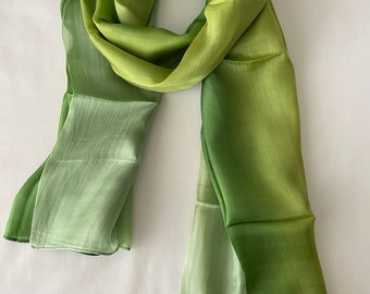 Mulberry Silk Scarf, Silk Scarves, 100% Silk, Soft Scarf, Hand Dyed Scarf, Fine Silk Scarf, light Scarf, Pure Silk, Green Scarf