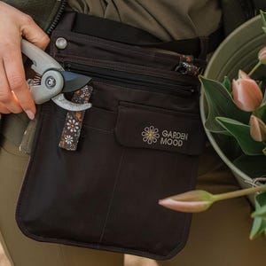 Wasserdichte Gärtner Gürtel SET: Schokobrauner Baumwoll Gürtel mit Taschen