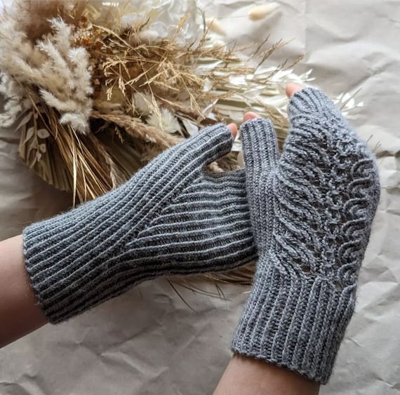 Mittens Knitting Pattern PDF Instant Download Ribbed Womens