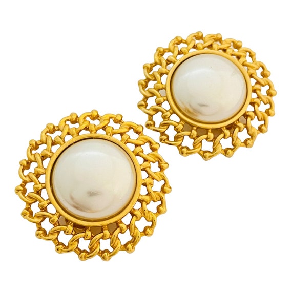 Vintage gold chain pearl designer runway clip on … - image 1