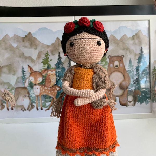 Frida Kahlo Miniature Amigurumi Doll , Crochet Realistic Doll , Decorative Amigurumi Toy , Mexican Painter Artist Amigurumi Doll