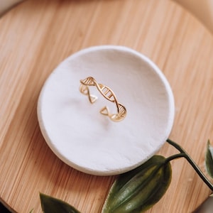 DNA Helix Ring Gold, DNA Jewellery, Science Jewellery, Chemistry Ring, Biology Ring, Valentine's gift for her