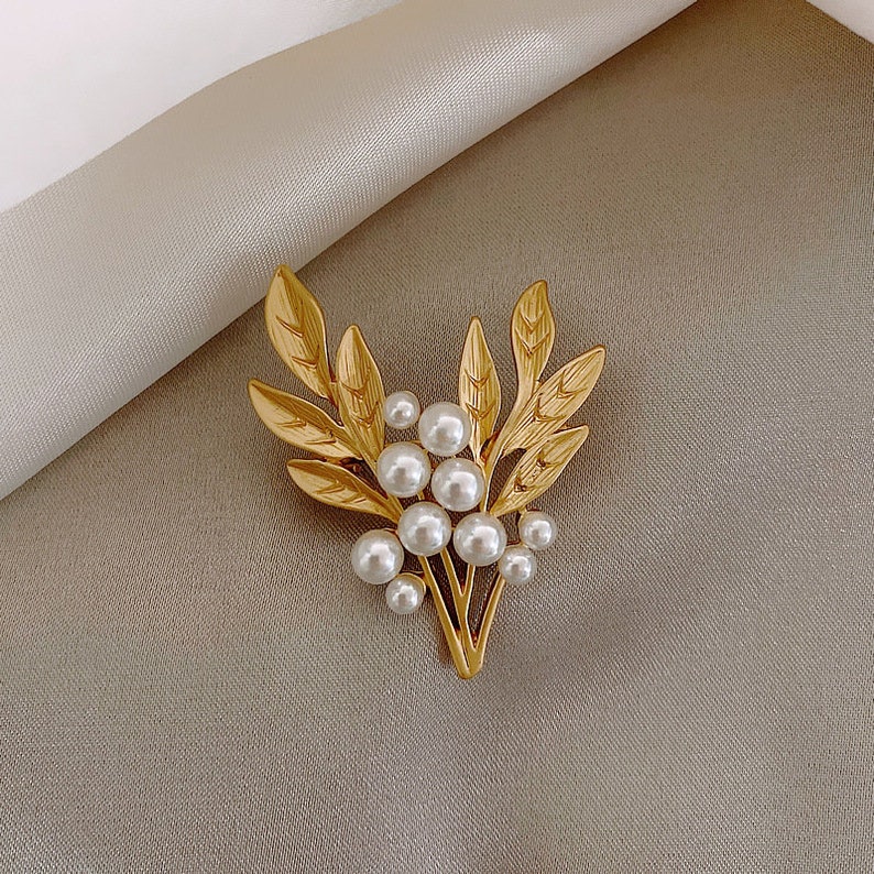 Gold Bouquet Brooch Vintage Brooch Pearl Bouquet Brooch - Etsy