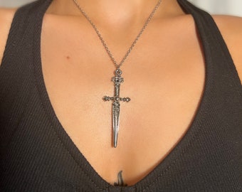 Collier épée en argent