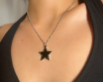 Black star pendant new arrivals