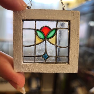 Miniature stained glass window light 1:12