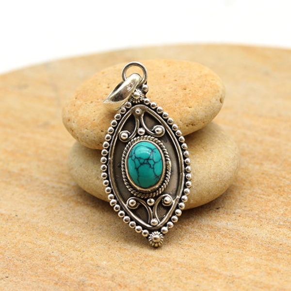 Pendentif ethnique pierre turquoise en argent