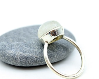 Round silver moonstone ring