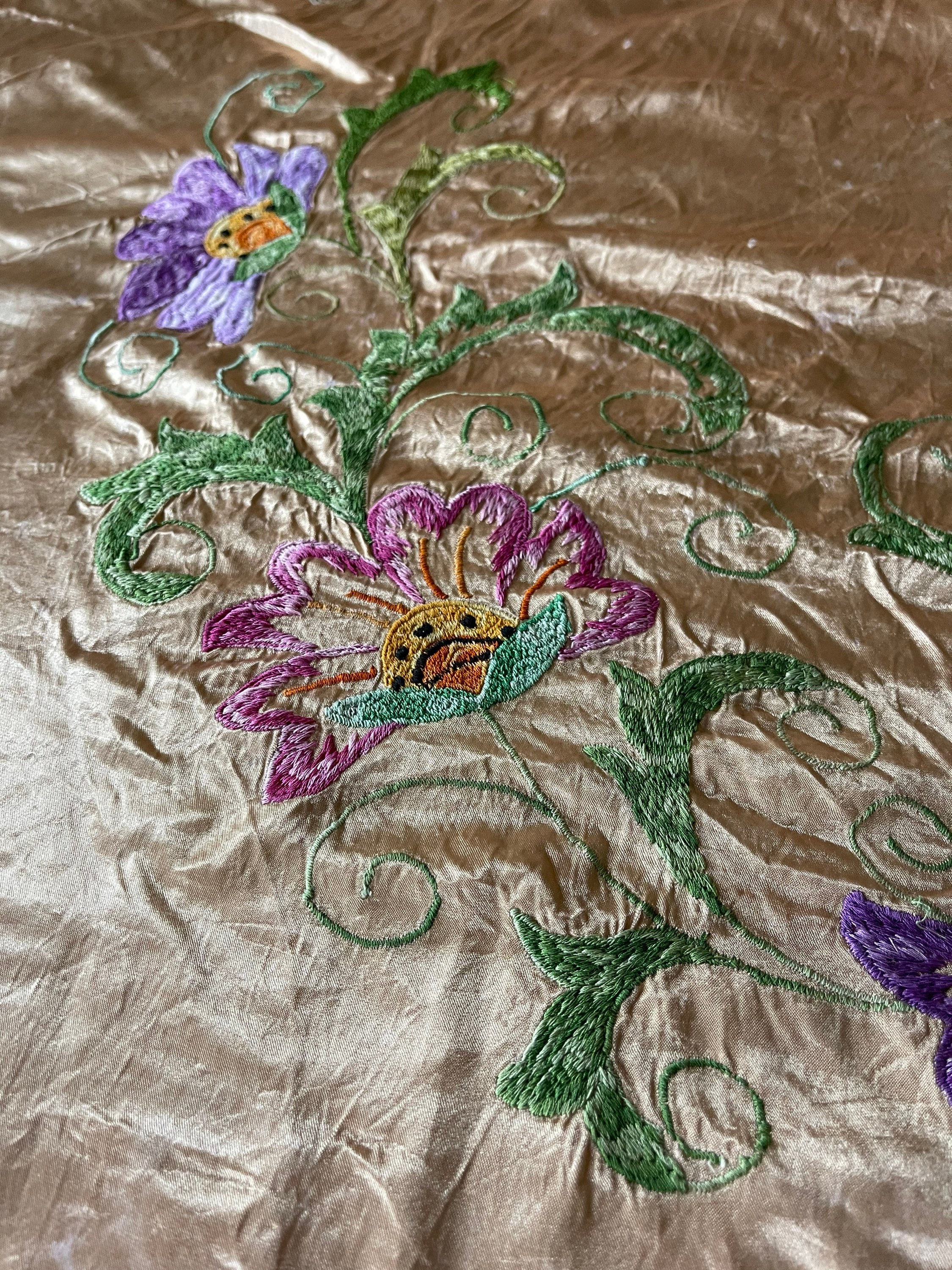 Stunning Vintage 1930 Silk Duchess Fabric Embroidered Bed Etsy