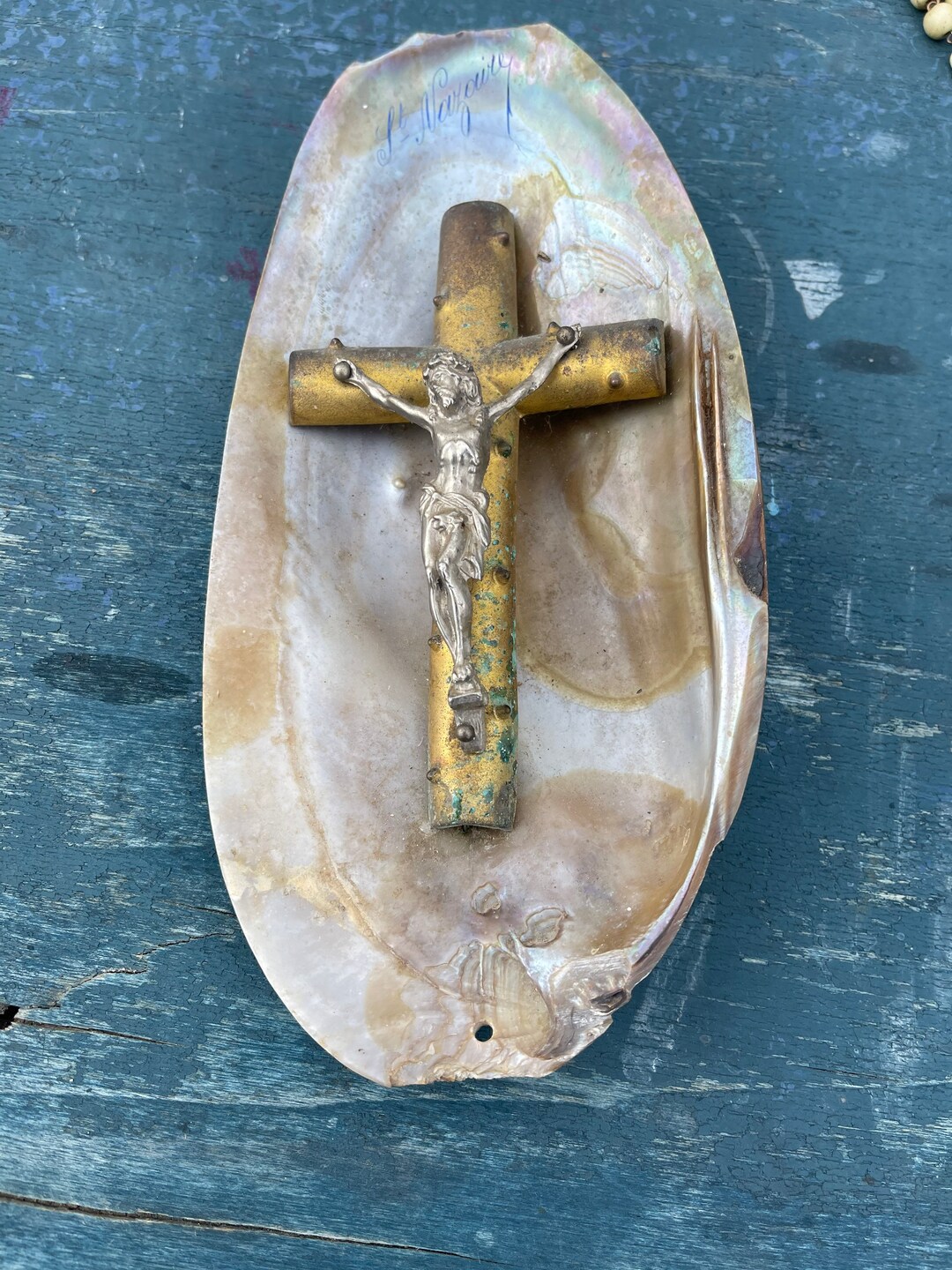 French Antique Oyster Shell With Christ - Etsy