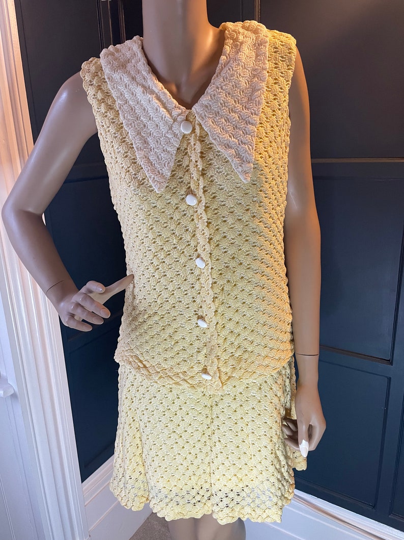 Unique crochet yellow and white 1960s dress size 12 image 6