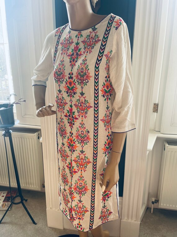 Beautiful Festival White Embroidered dress/top si… - image 6