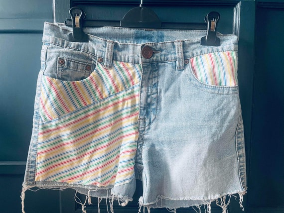 Cute denim 80s shorts - Size 10 - image 1