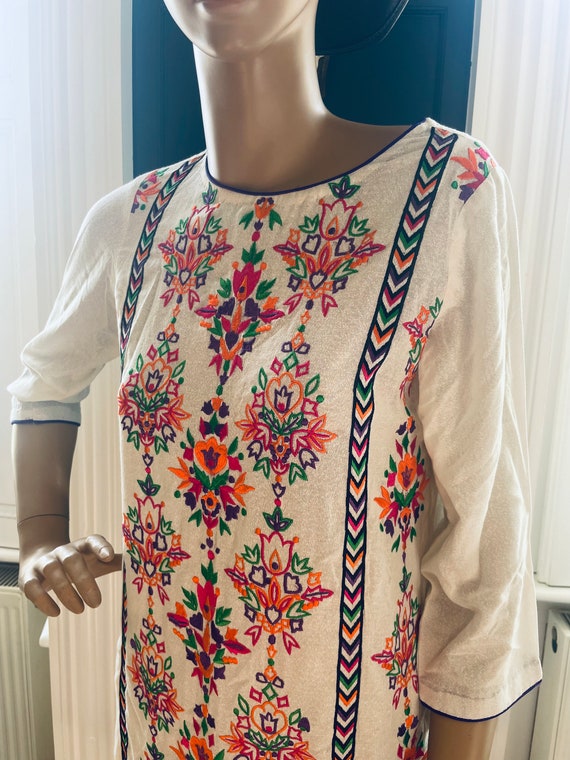 Beautiful Festival White Embroidered dress/top si… - image 5
