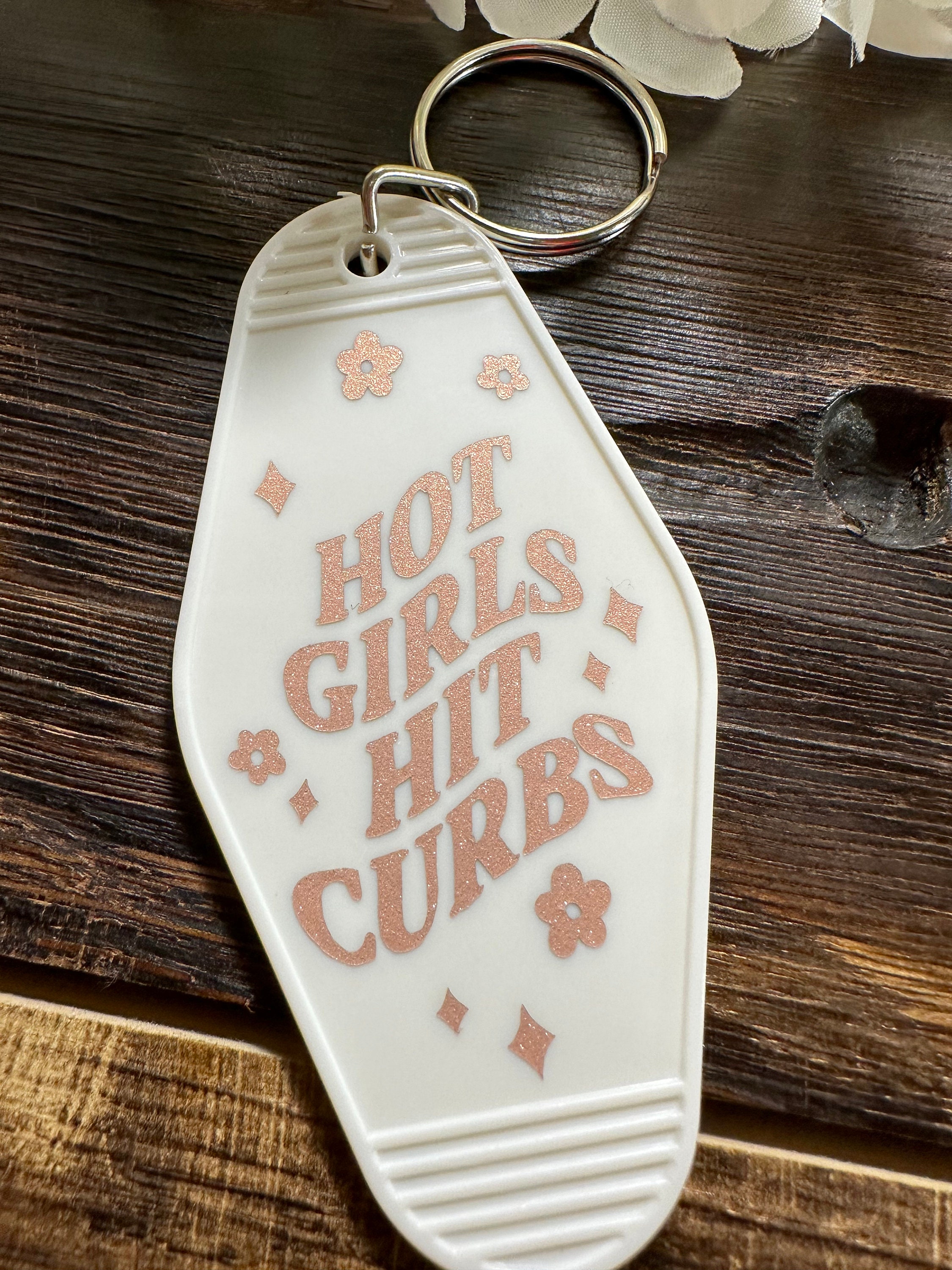 Motel Keychain Retro Motel Keychain Vintage Motel Keychain Etsy