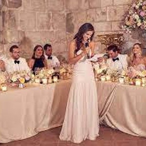Guide de discours de demoiselle d&#39;honneur / Made of Honour, comment faire un discours ou un toast parfait, 10 exemples de discours