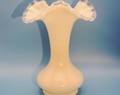 Rare Fenton Ivory Crest 8” Vase Mold #186 Glows under UV Light