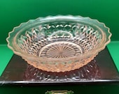 Vintage 1950's Jeanette Holiday Pink Button & Bow Berry Bowl
