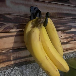 Hand Forged Steel Banana Hanger: Country Kitchen Storage