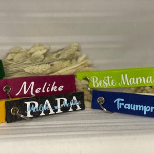 Personalized felt keychain