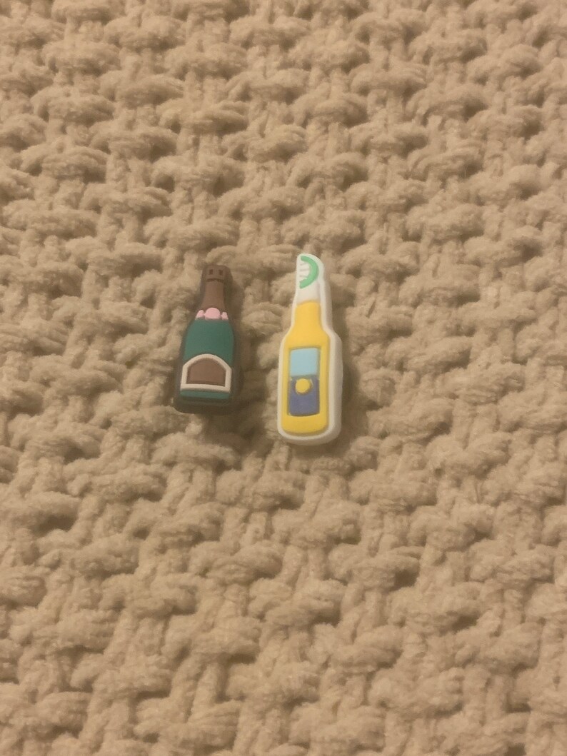 beer croc charm