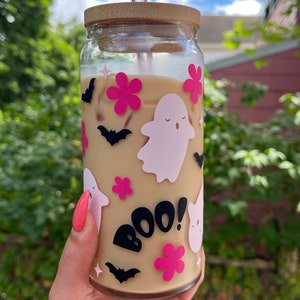Vaso de cristal de Halloween con fantasma rosa de Boo imagen 1