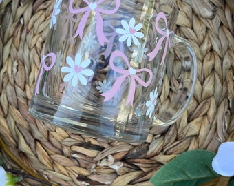 Coquette bow daisy glass mug