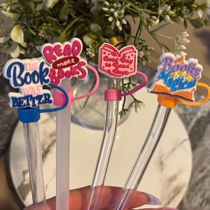 bookish straw topper