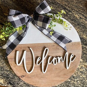 14” Round Acacia door hanger with Buffalo plaid bow