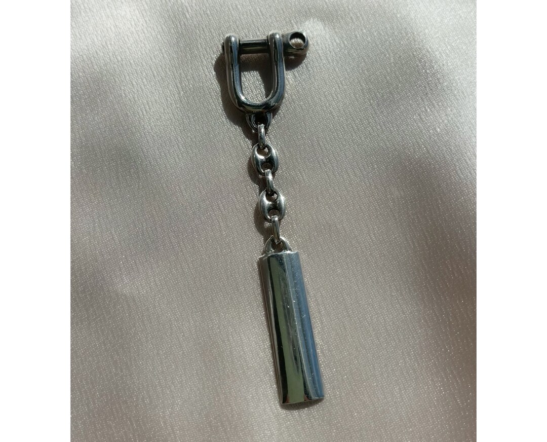 Vintage Sterling Silver Tiffany & Co. Valetstyle Shackle Key Chain