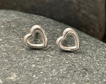 Heart - 925 Sterling Silver Plain Stud Earrings