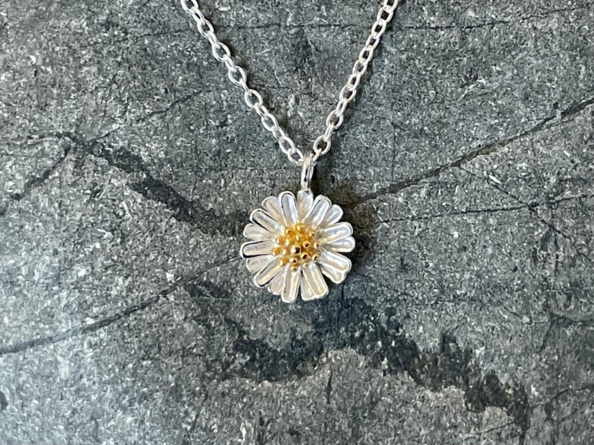 Daisy necklace 925 - Etsy 日本