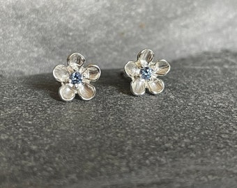 Flower - 925 Sterling Silver Blue Cubic Zirconia CZ Stud Earrings: Forget me Not