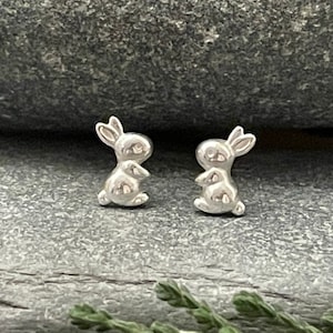 Häschen - 925 Sterling Silber Plain Ohrstecker - Boxed