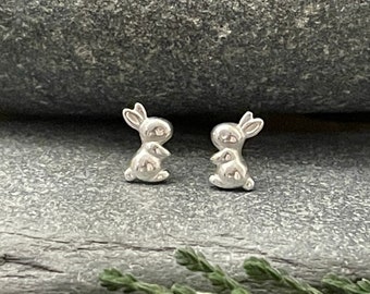 Bunny Rabbit - 925 Sterling Silver Plain Stud Earrings - Boxed