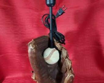 Vintage Baseball Handschuh und Ball Lampe