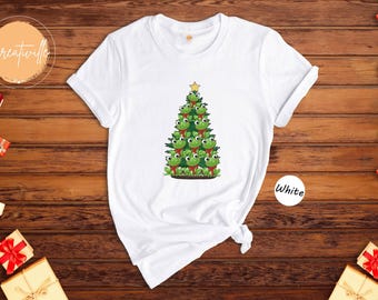 Christmas Frog Tree Shirt, Cute Frog Christmas Tee, Funny Xmas Gift Shirt, Holiday Frog Lover Tee, Christmas Party Costume Shirt