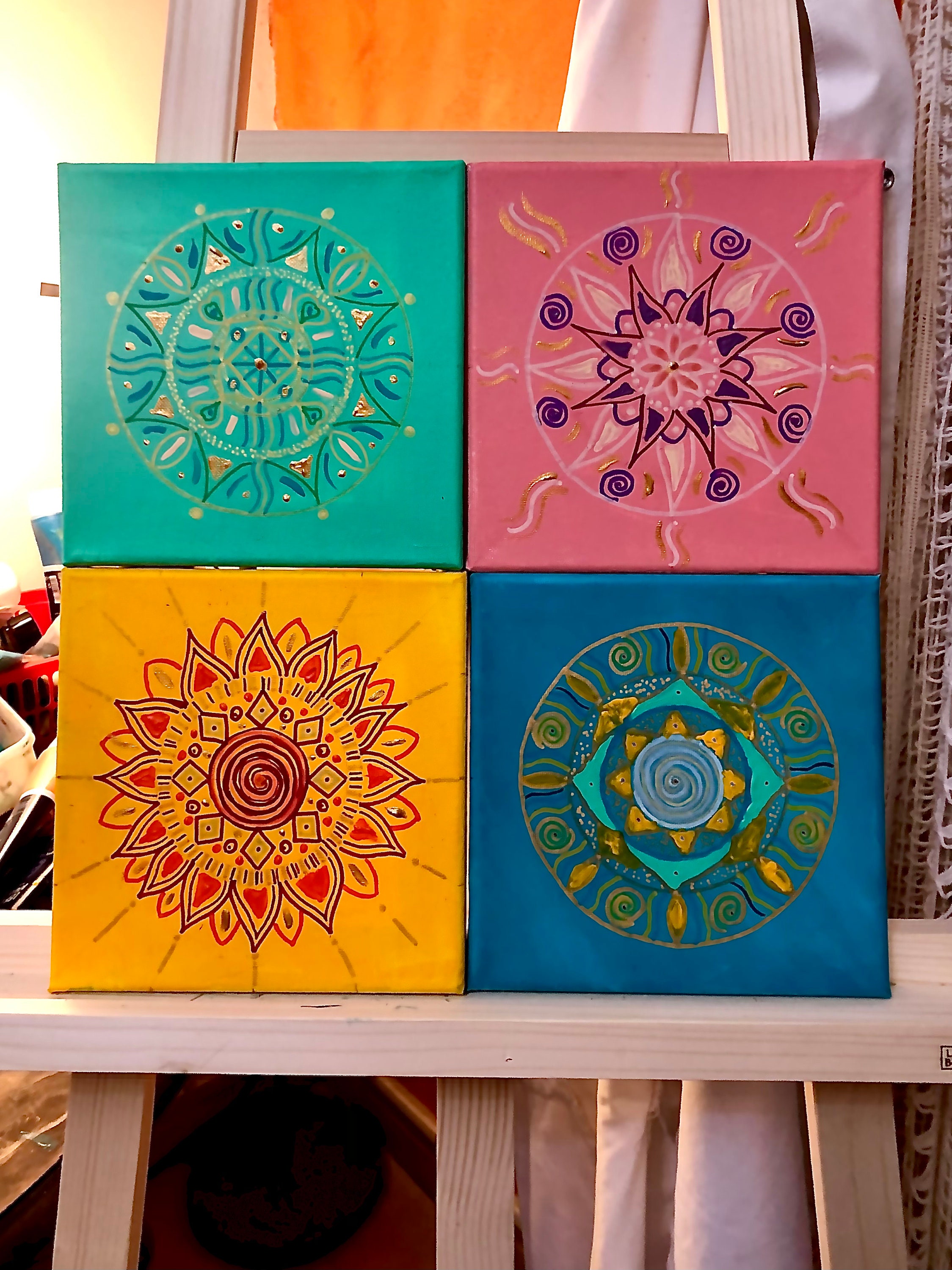 Mes 4 Bébés Mandalas. 20x20, Peinture Acrylique sur Toile