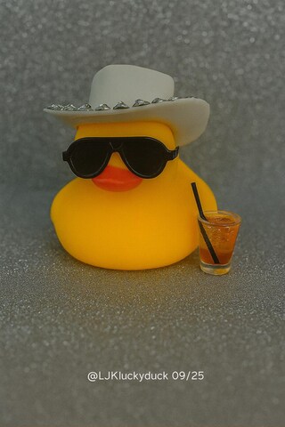Paperella Di Gomma Cowboy Con Cappello, Sciarpa E Occhiali - Giocattolo Da Bagno E Accessorio Decorativo, 5,5 Cm, Morbida E Sicura