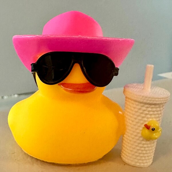 Aazon.co: CoFuBcad Graduation Duck Car Dashboard Decoration, Rubber - View #7