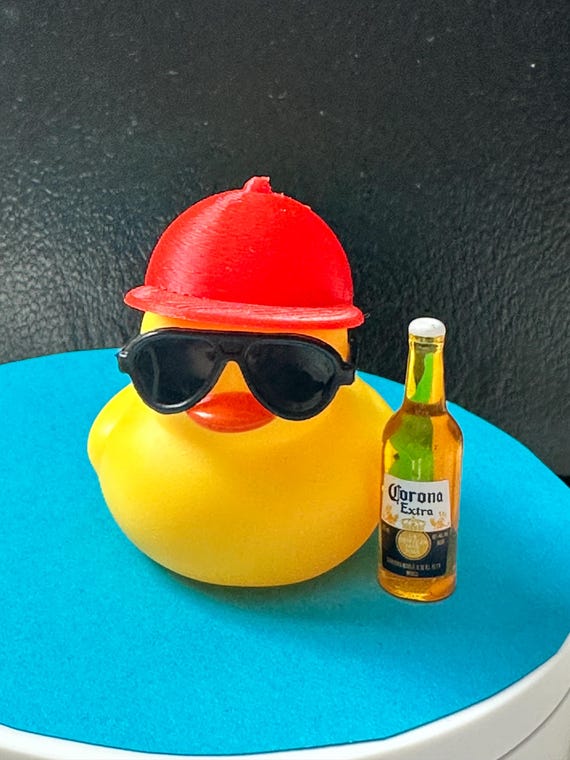 Lot De 3 Canards En Plastique Pour Tableau De Bord Voiture – Accessoires Drôles Avec Chapeau Et Lunettes (6x5x7 Cm)