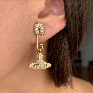 New In Box Vivienne Westwood Gold Orb Pin Earrings