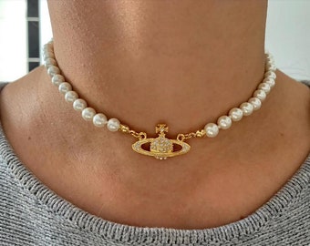 New In Box Vivienne Westwood Gold Pearl Choker Necklace Mini Bas Relief