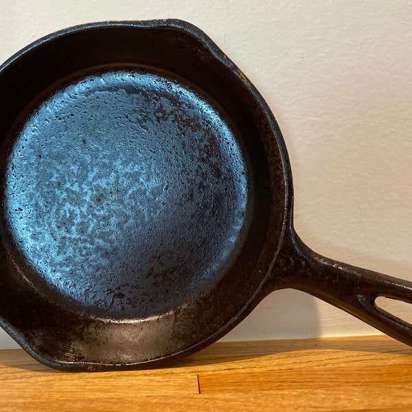 Small Cast Iron Skillet Vintage Etsy