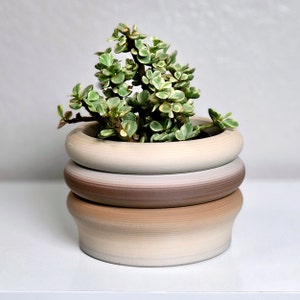 ZUEHL - Beautiful Minimalist Planter for Indoor Plants, Cactus, Succulents – With / without drain holes  - Perfect gift for plant lovers