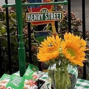 Lamp Post street sign 21 inch Centerpiece